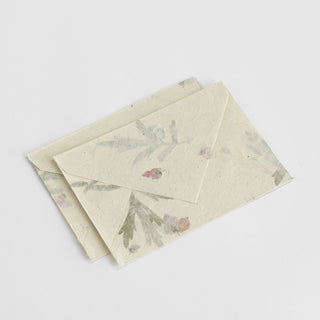 Handmade Envelope – Bougainvillea & Mugwort Leaf